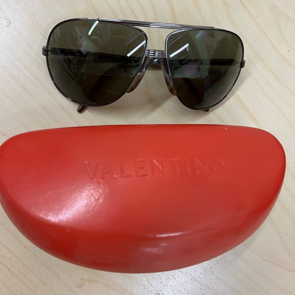 Authentic Valentino Aviator sunglasses